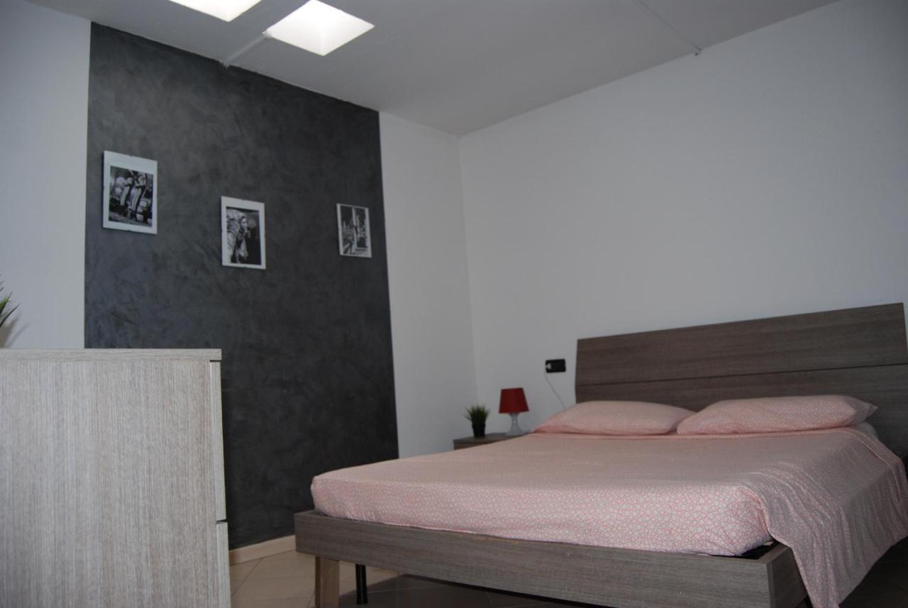 Case Vacanza Le Vele Desenzano del Garda Exteriör bild