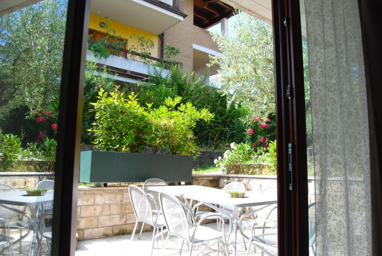 Case Vacanza Le Vele Desenzano del Garda Exteriör bild