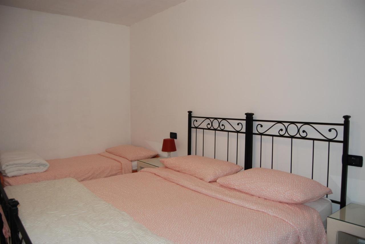Case Vacanza Le Vele Desenzano del Garda Exteriör bild