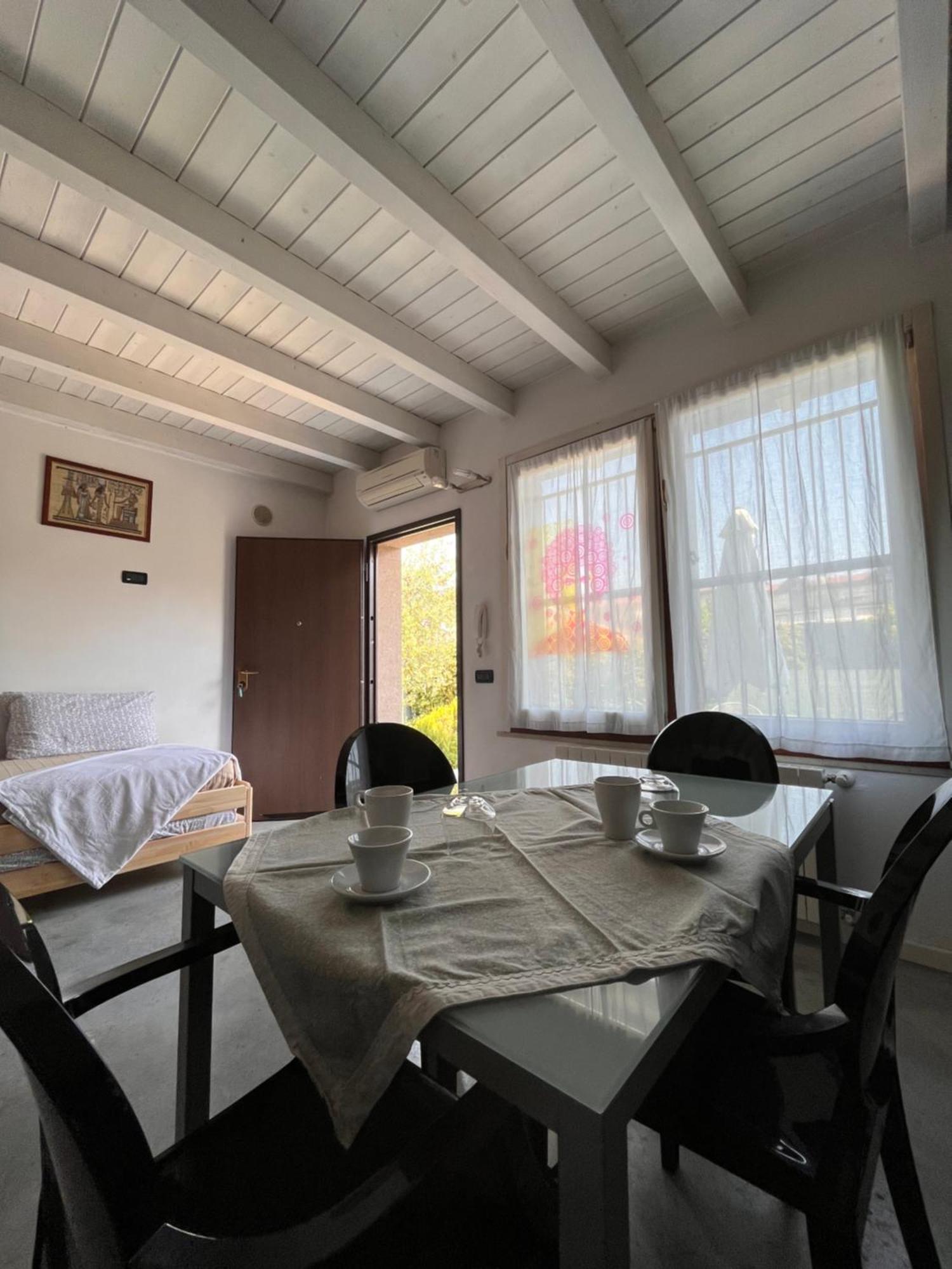 Case Vacanza Le Vele Desenzano del Garda Exteriör bild